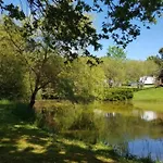 Campsite 30m² Avec Terrasse Et Coffre-fort - Api-1-52-557 Le Fouilloux
