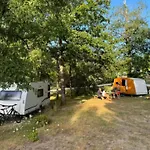 30m² Avec Terrasse Et Coffre-fort - Api-1-52-557 Campsite