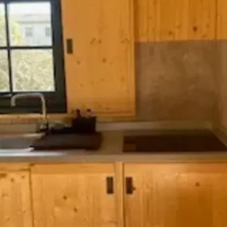 Kamp alanı 30m² Avec Terrasse Et Coffre-fort - Api-1-52-557