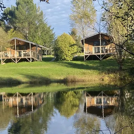 Campsite 30m² Avec Terrasse Et Coffre-fort - Api-1-52-557