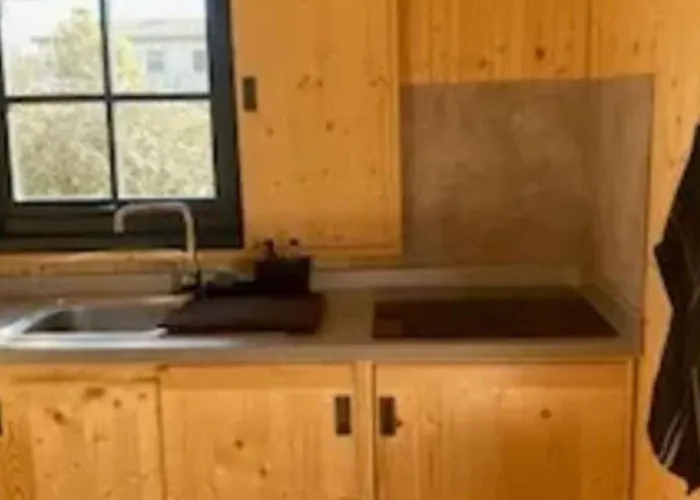 Camping 30m² Avec Terrasse Et Coffre-fort - Api-1-52-557